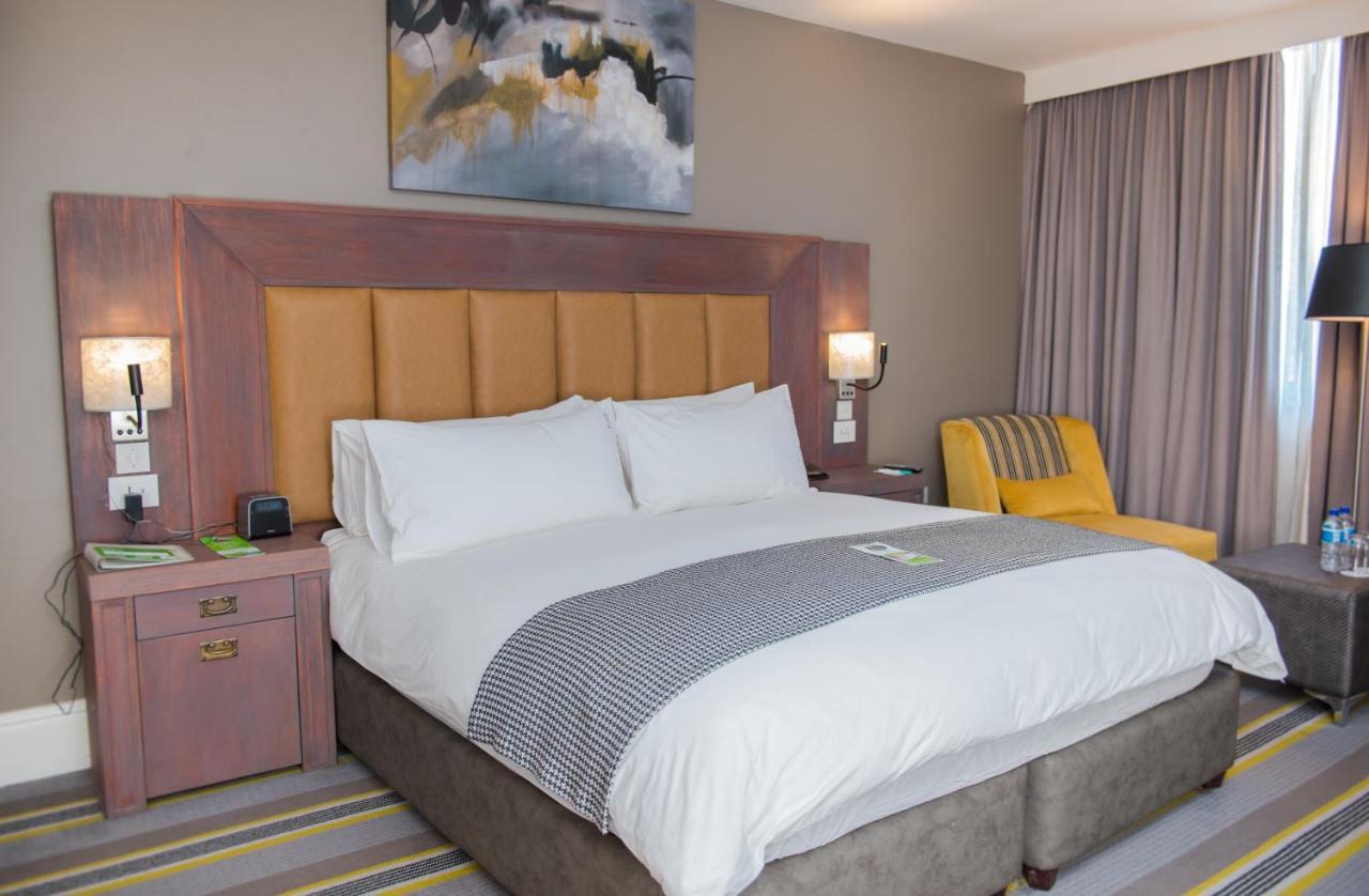 Holiday Inn - Mutare By Ihg Ngoại thất bức ảnh
