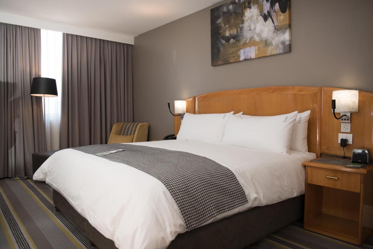Holiday Inn - Mutare By Ihg Ngoại thất bức ảnh