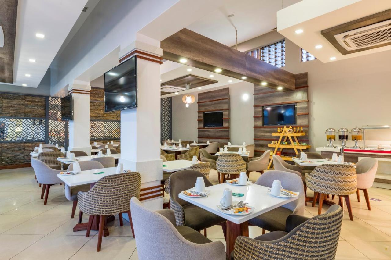Holiday Inn - Mutare By Ihg Ngoại thất bức ảnh