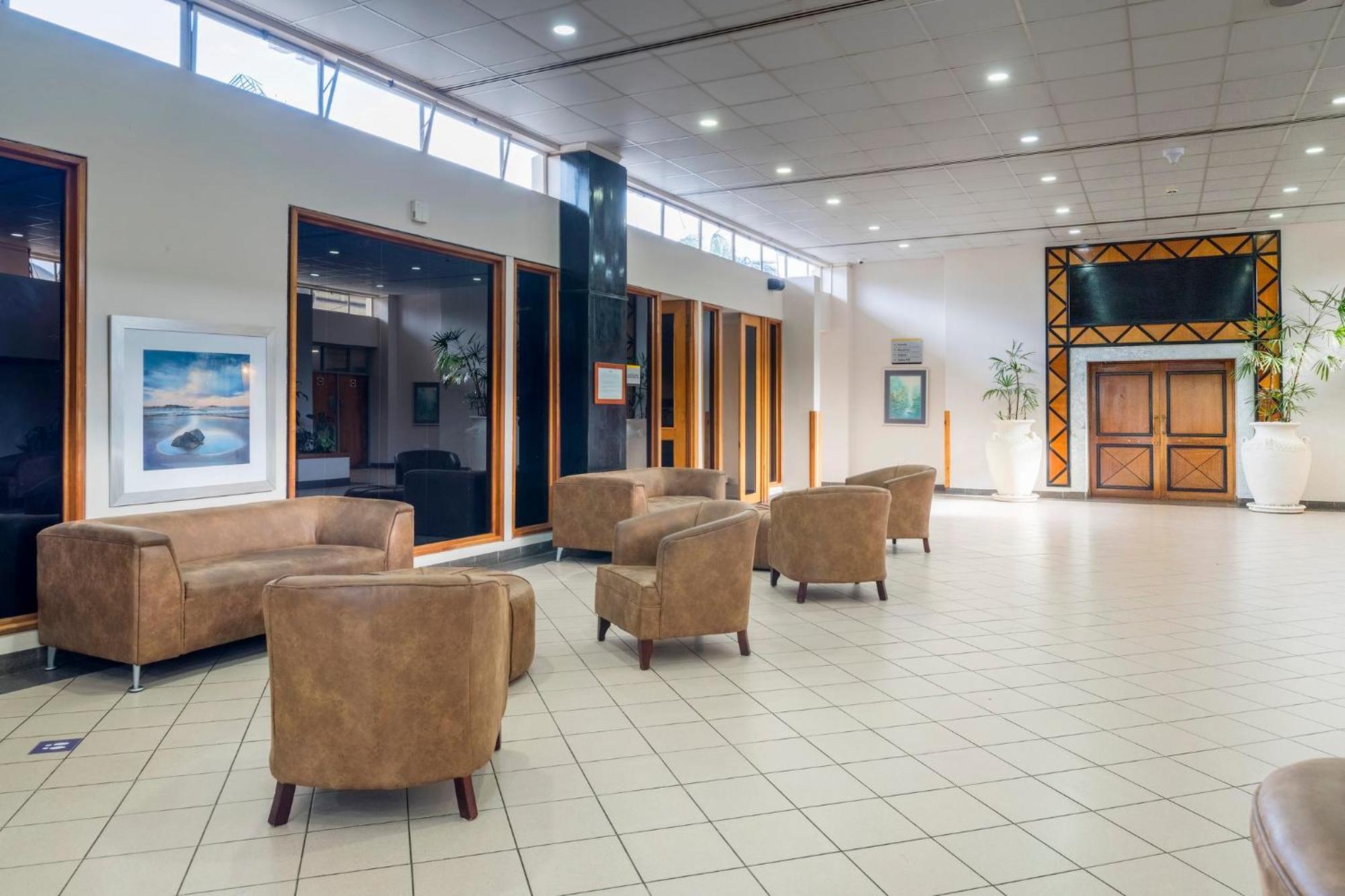 Holiday Inn - Mutare By Ihg Ngoại thất bức ảnh