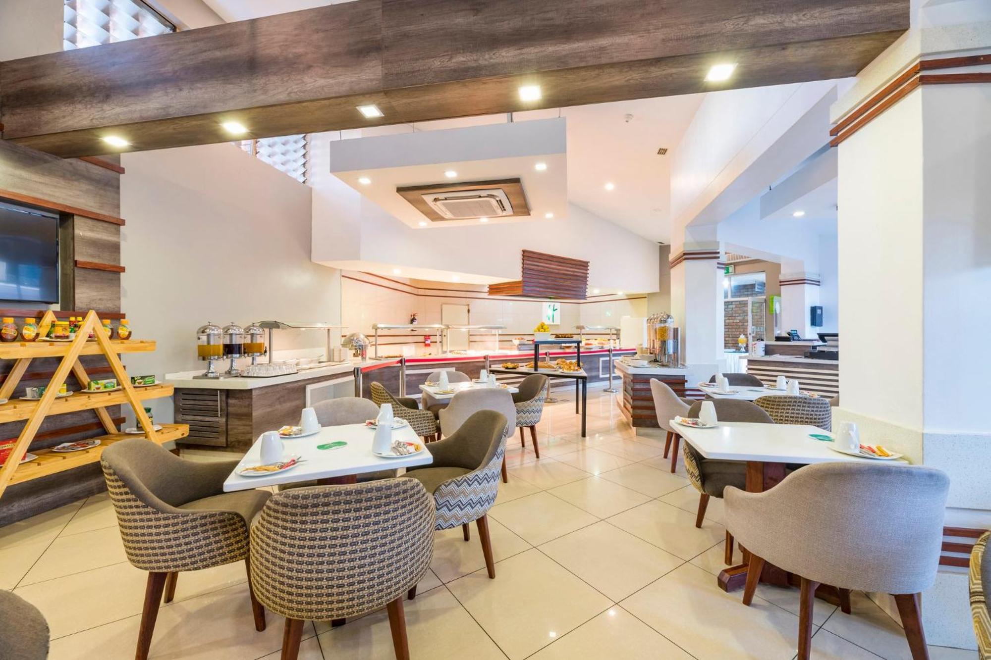 Holiday Inn - Mutare By Ihg Ngoại thất bức ảnh